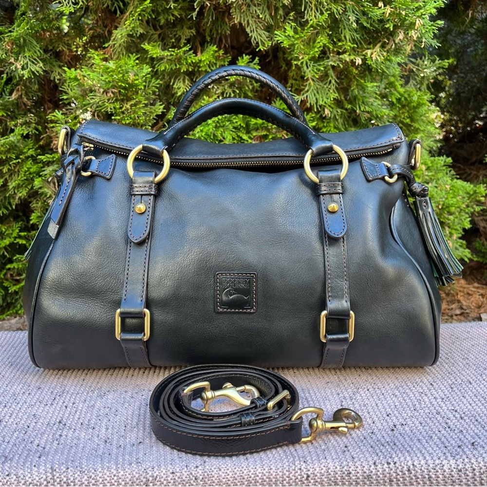 Dooney & Bourke Large Florentine Satchel in Black